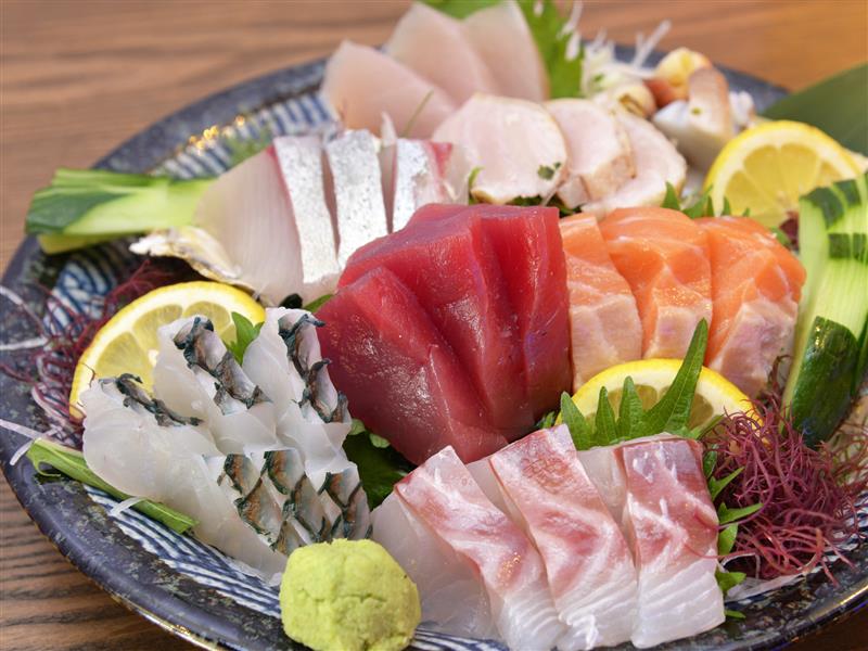 捕れたての旬の魚介が日本全国から
