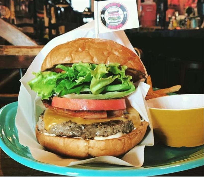 アメリカ食堂 Sand S Diner 沖縄 那覇市 安里 ハンバーガー ちゅらグルメ