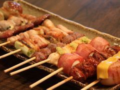 基本は塩。好みでタレも注文できる