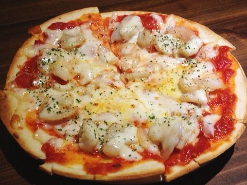 看板メニューのピザはオール500円★