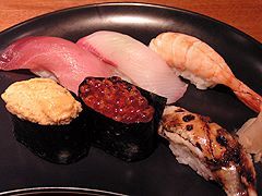 寿司は魚神の自慢の逸品