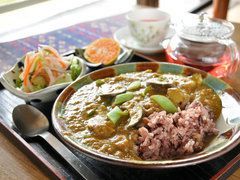 日替りでカレーなどのメニューも並ぶ