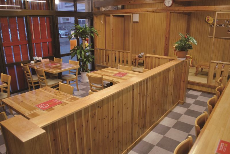 ちゃいな食堂らく｜沖縄 うるま市｜中華 居酒屋｜ちゅらグルメ