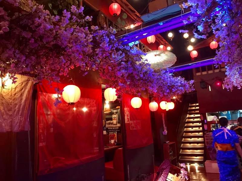 異空間和風料理 動く町 泡瀬 前夜祭 店 沖縄 沖縄市 泡瀬 創作居酒屋 ちゅらグルメ
