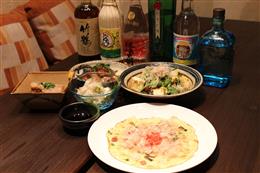 泡盛を飲みながらウチナー料理はいかが♪