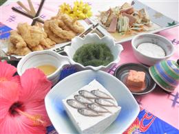 丹精こめてお届けする伝統的な沖縄料理