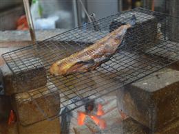 炭でじっくり焼き上げます！