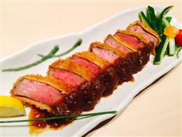 牛タンカツ（希少部位　タン元使用）