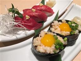 馬のお寿司（赤身とたてがみ軍艦）
