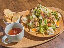 島野菜のニース風サラダ