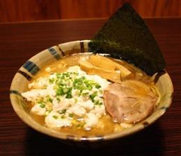 魚介豚骨ゆし豆腐らぁめん限定麺。