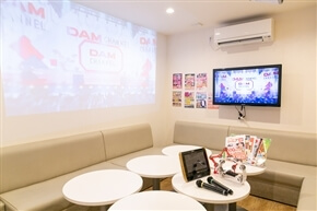 カラオケ歌丸　新都心店画像