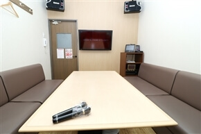 カラオケ歌丸　具志川店画像
